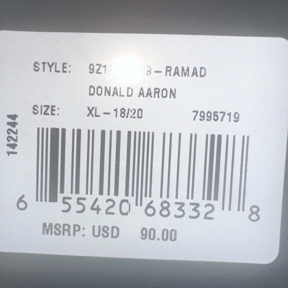 Youth Los Angeles Rams Nike Aaron Donald Jersey Youth XL Brand New Blokecore - Picture 9 of 9